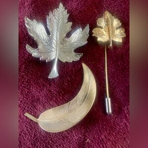 Vintage Silver and Gold Tone Maple Leaf Brooch and Stick, Tie or Lapel Pin Set